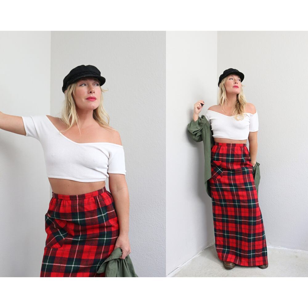 1970's Vintage Florence Walsh Scottish Plaid Skirt ~ Women's XXS XS ~ 26" Waist